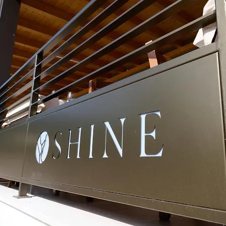 Shine Hotel Acqualagna