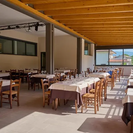 Hotel Shine Acqualagna