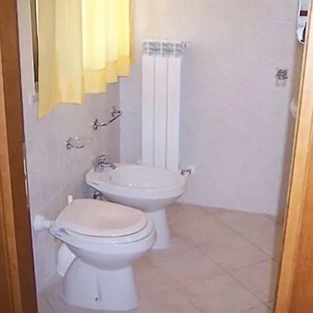 Shine Hotel Acqualagna